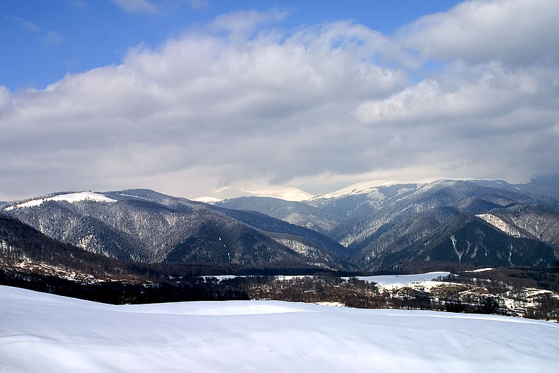mountains from imcphoto, released to public domain use