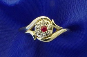 Gold Ring with a Ruby by Mark Somma, Creative Commons Attribution 2.0 Generic license